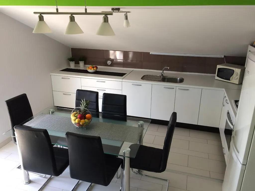 Kaštela Apartments Brcic 0*,  קרואטיה