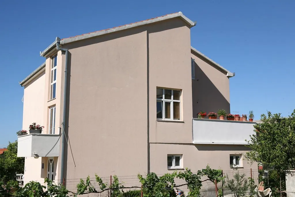 Apartments Brcic Kastela